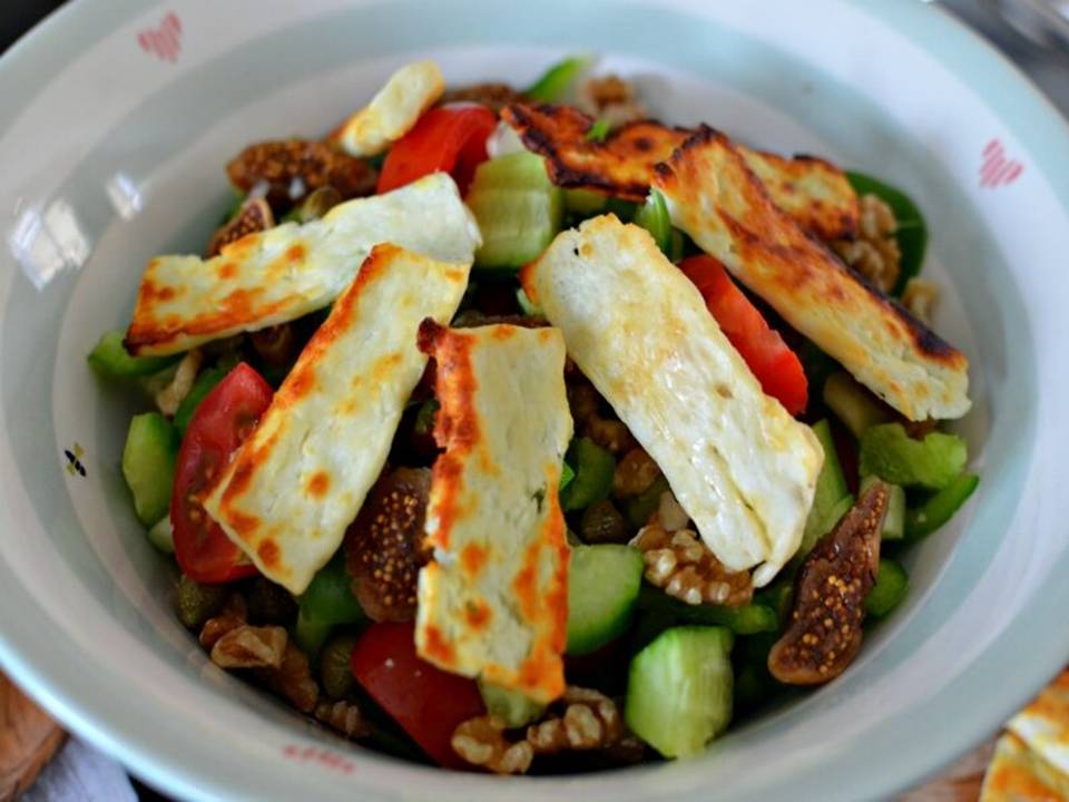 Cypriot Salad with Haloumi Cheese
