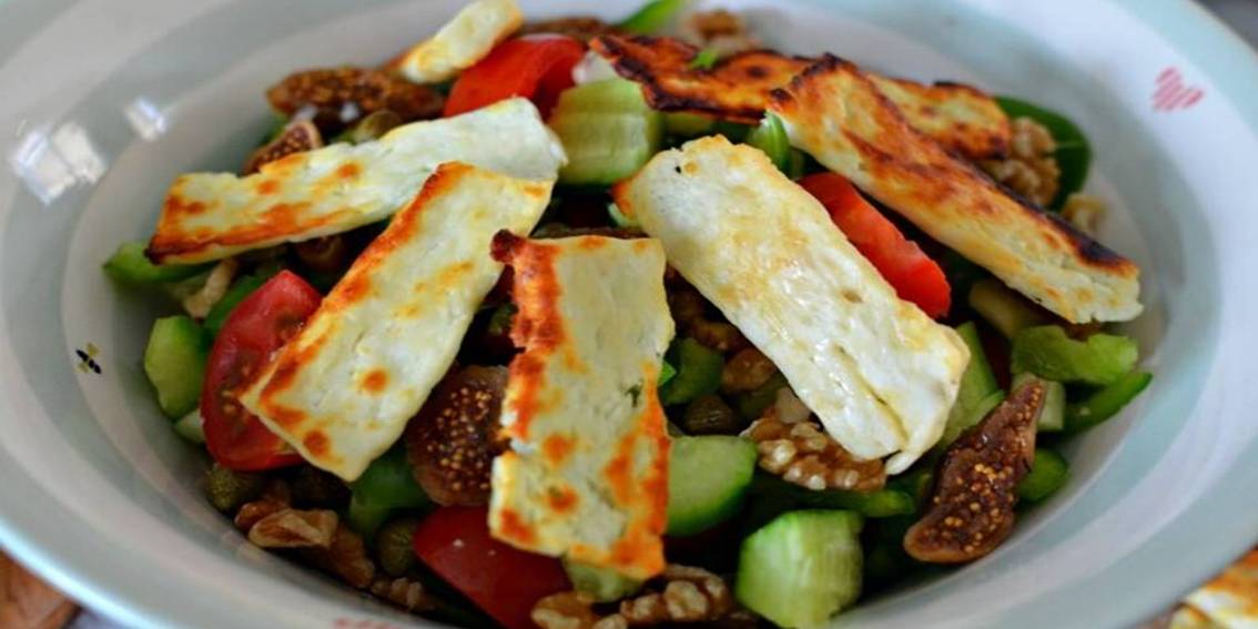 Traditional Cypriot Salad with Haloumi Cheese
