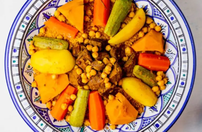 Tunisian Couscous With Meat and Veg