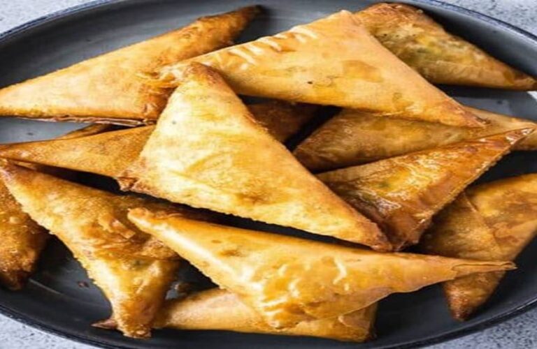 Lebanese Cheese Sambousek