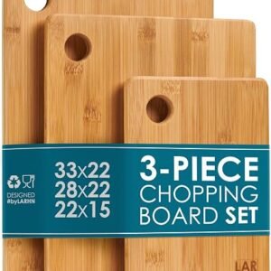 LARHN Extra-Thick 3-Piece Wooden Chopping Board Set | Cutting Board Sizes: 33x22/28x22/22x15cm, 3-Layer Bamboo, Plastic-Free, Non-slip Feet, for Meat, Veg,...
